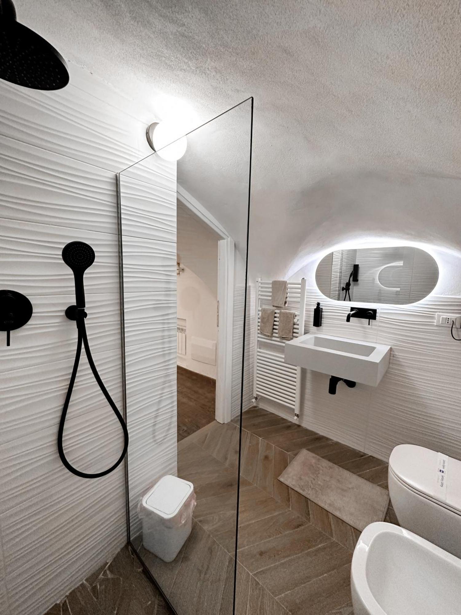 Alto Borgo Rooms Финале Лигуре Экстерьер фото